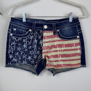 LOVE, FIRE Mid Rise Midi USA Flag Sequins Dark Blue Denim Shorts / Size 6 (28)